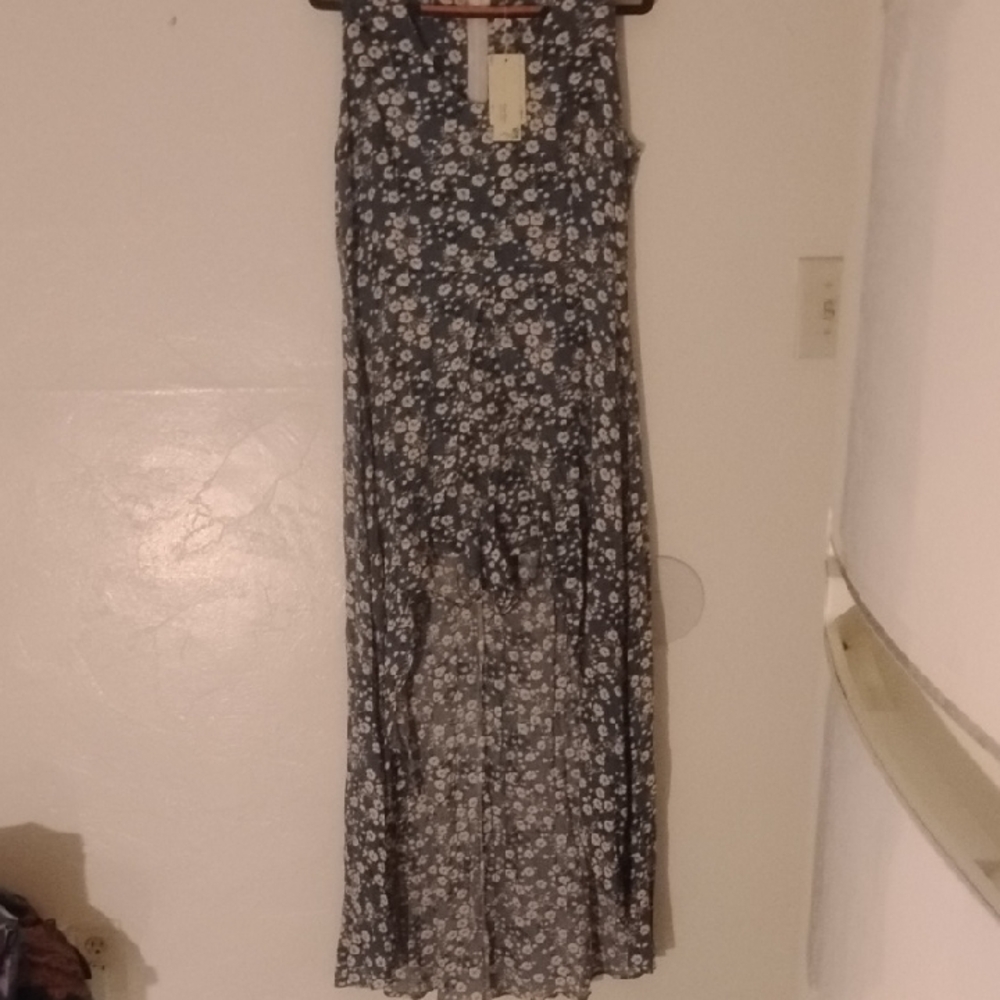 KorMei Daisy Floral Jumpsuit Shorts Dress Sz L NWT